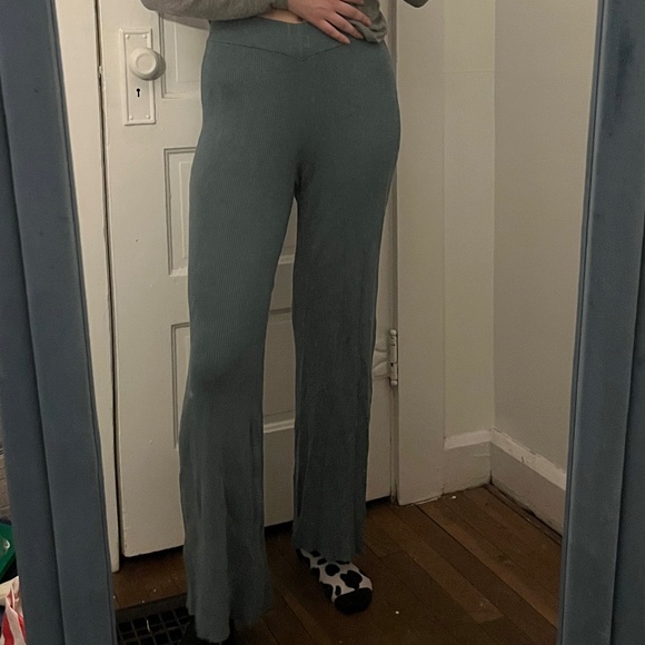 Green Sweater Lounge Pants - Picture 2 of 4